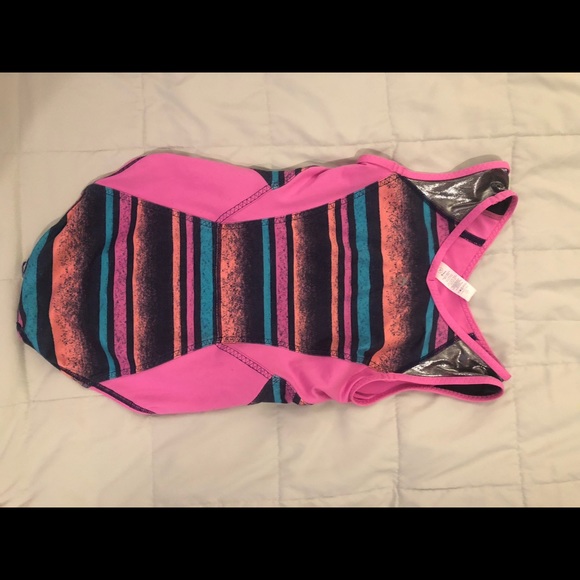 Ivivva leotard- 12 - Picture 2 of 2